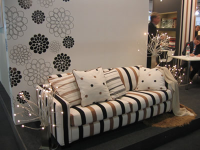 软体家具行业出台新标准 勿忽视甲醛外的危害物 -家居快讯-上海搜房装修家居网